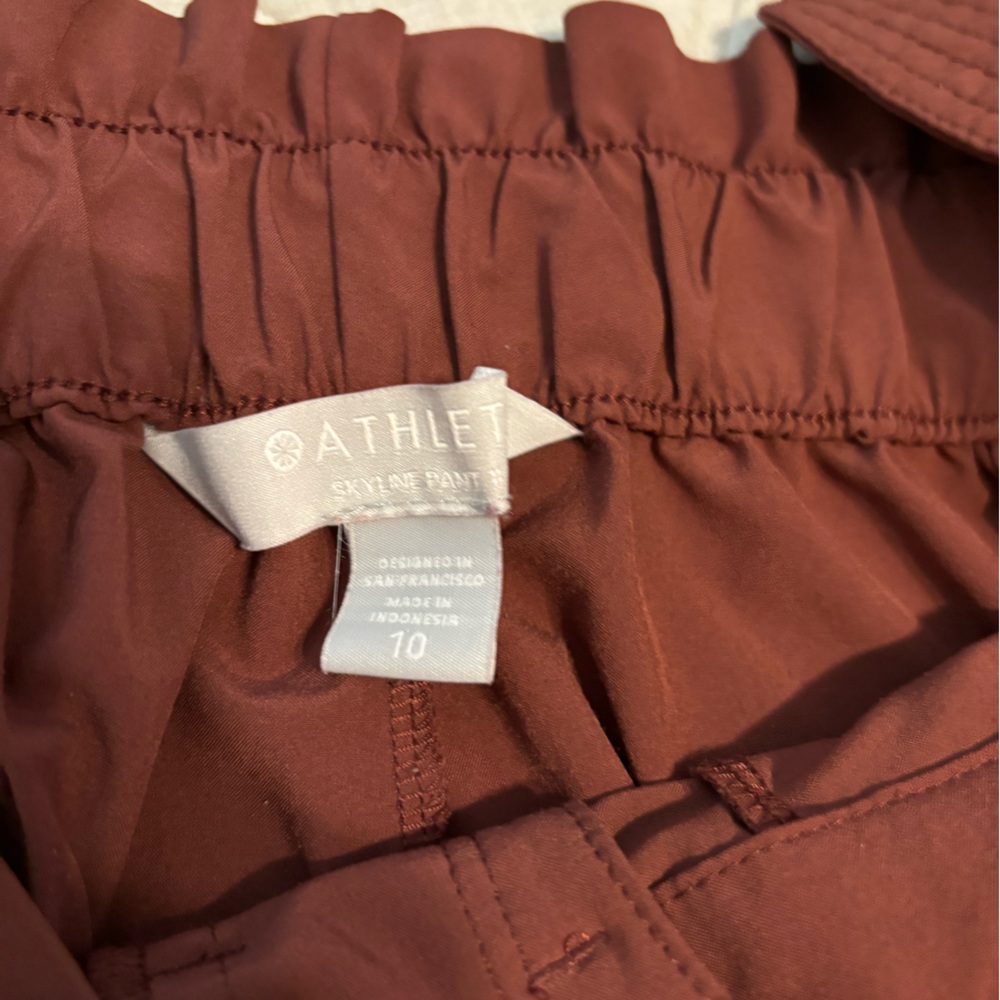 Athleta Skyline Pant size 10